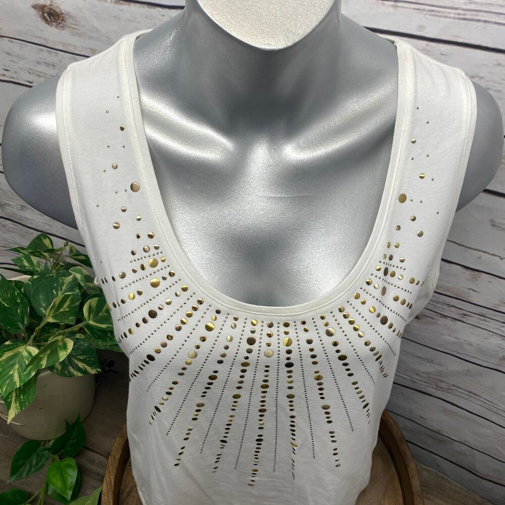 Chicos 2 Medium White Embellished Tank Top Sunburst Sleeveless Shirt Gold Detail - Picture 7 of 14